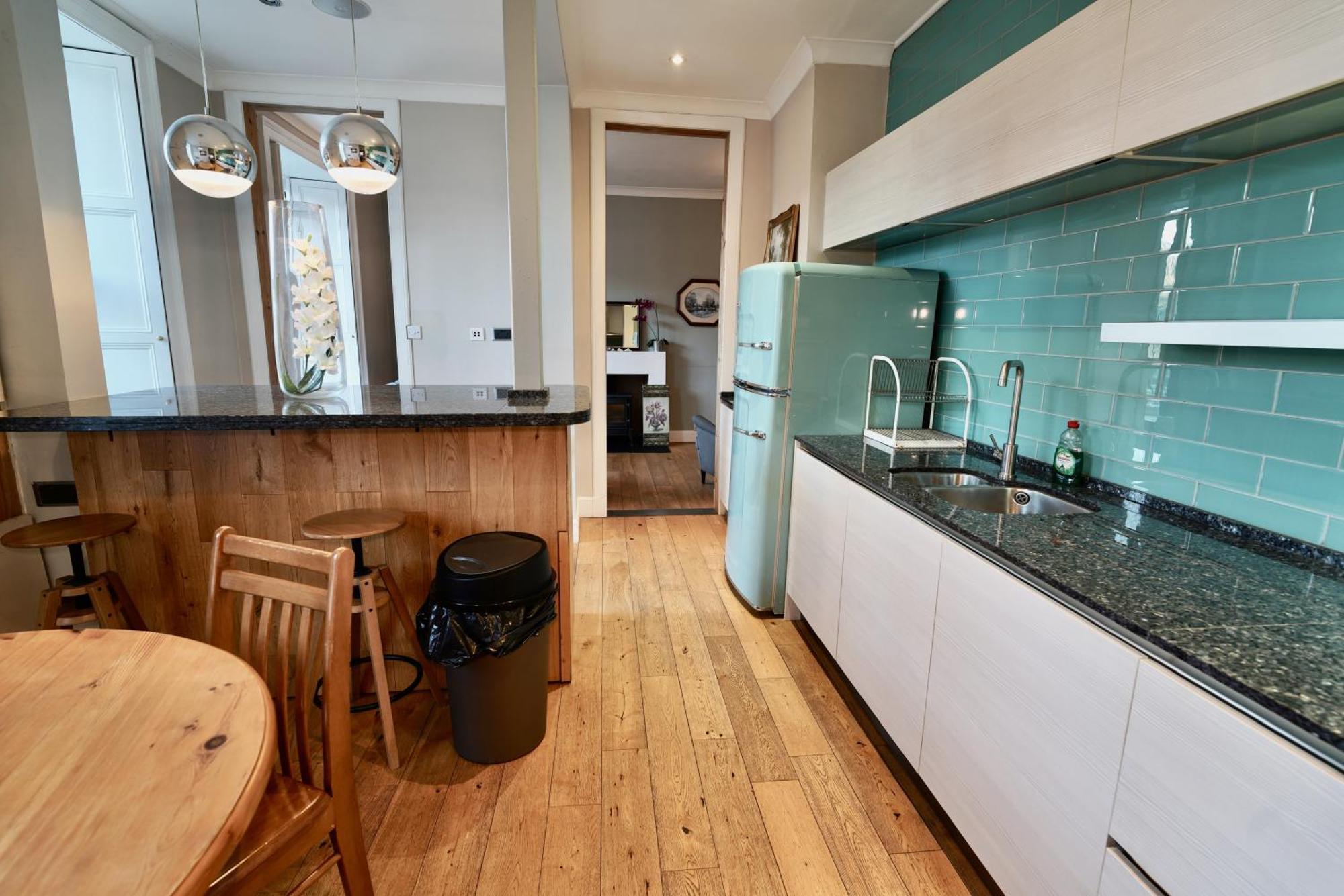 Spacious 2 Bed Next To Royal Mile & Waverley Appartement *